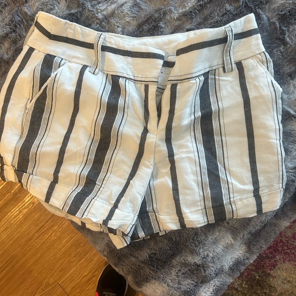 Express shorts